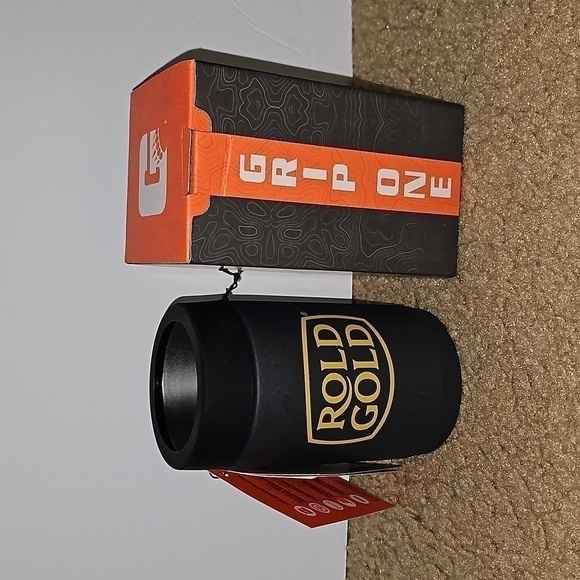 Grizzly‎ 12 Oz Grip Can Vacuum Insulated New - Picture 1 of 6